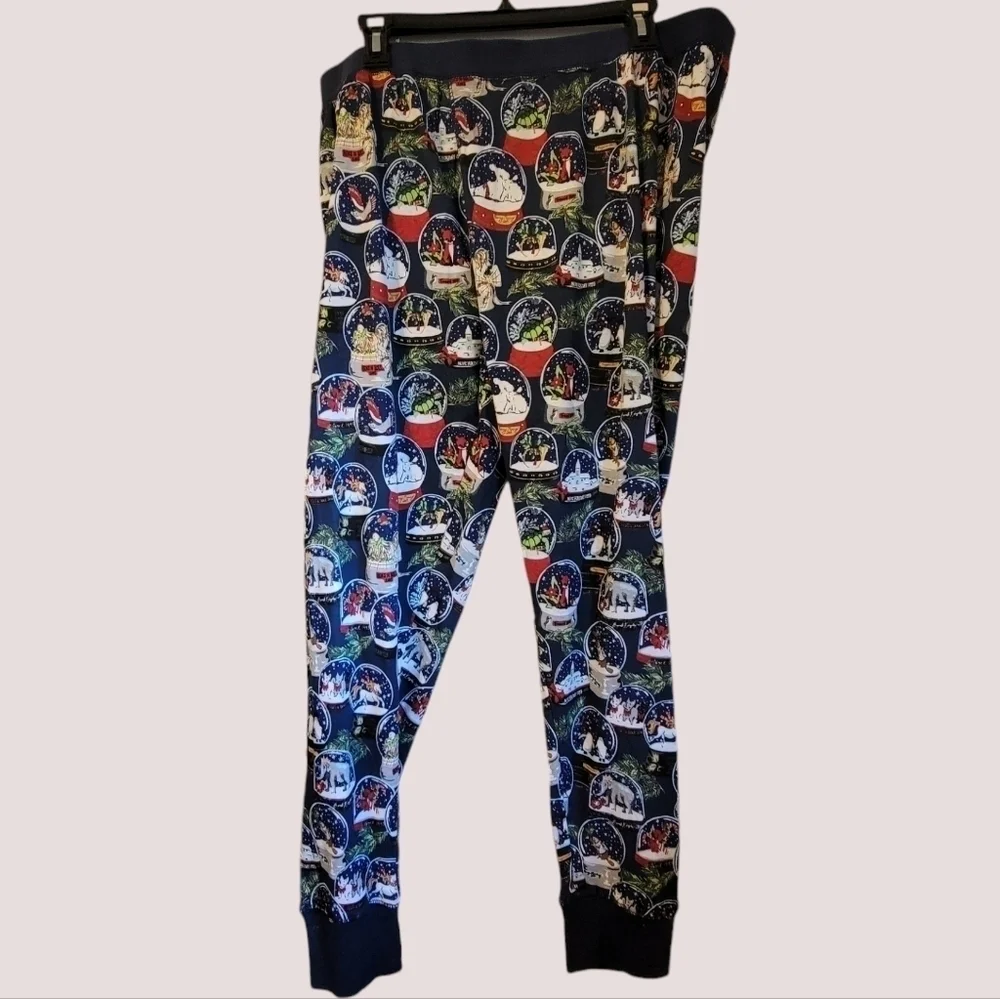 NWT Vera Bradley sz Large Christmas  Snow Globe Pajamas Set Top And Bottoms